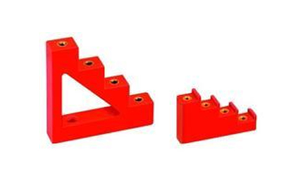 Step & Horizontal Busbar Support
